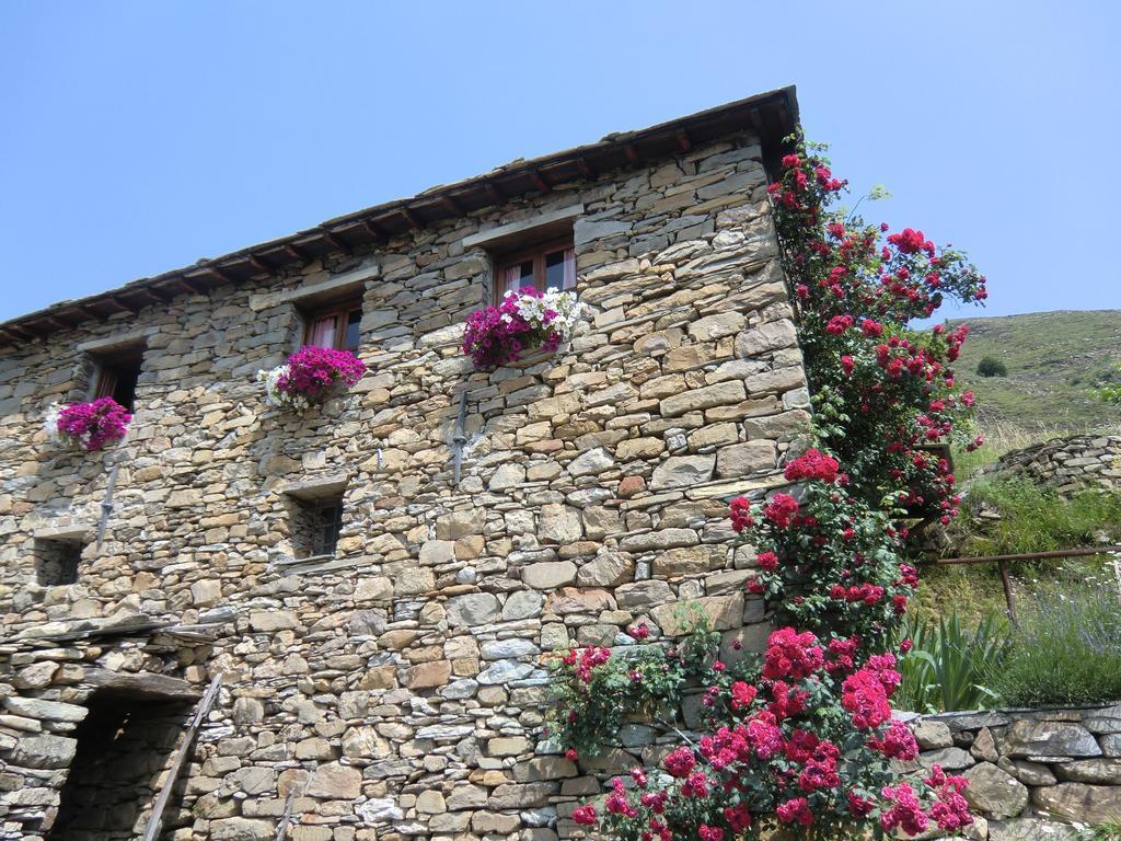 Agriturismo La Fontana Dell'Olmo 호텔 Molini di Triora 외부 사진